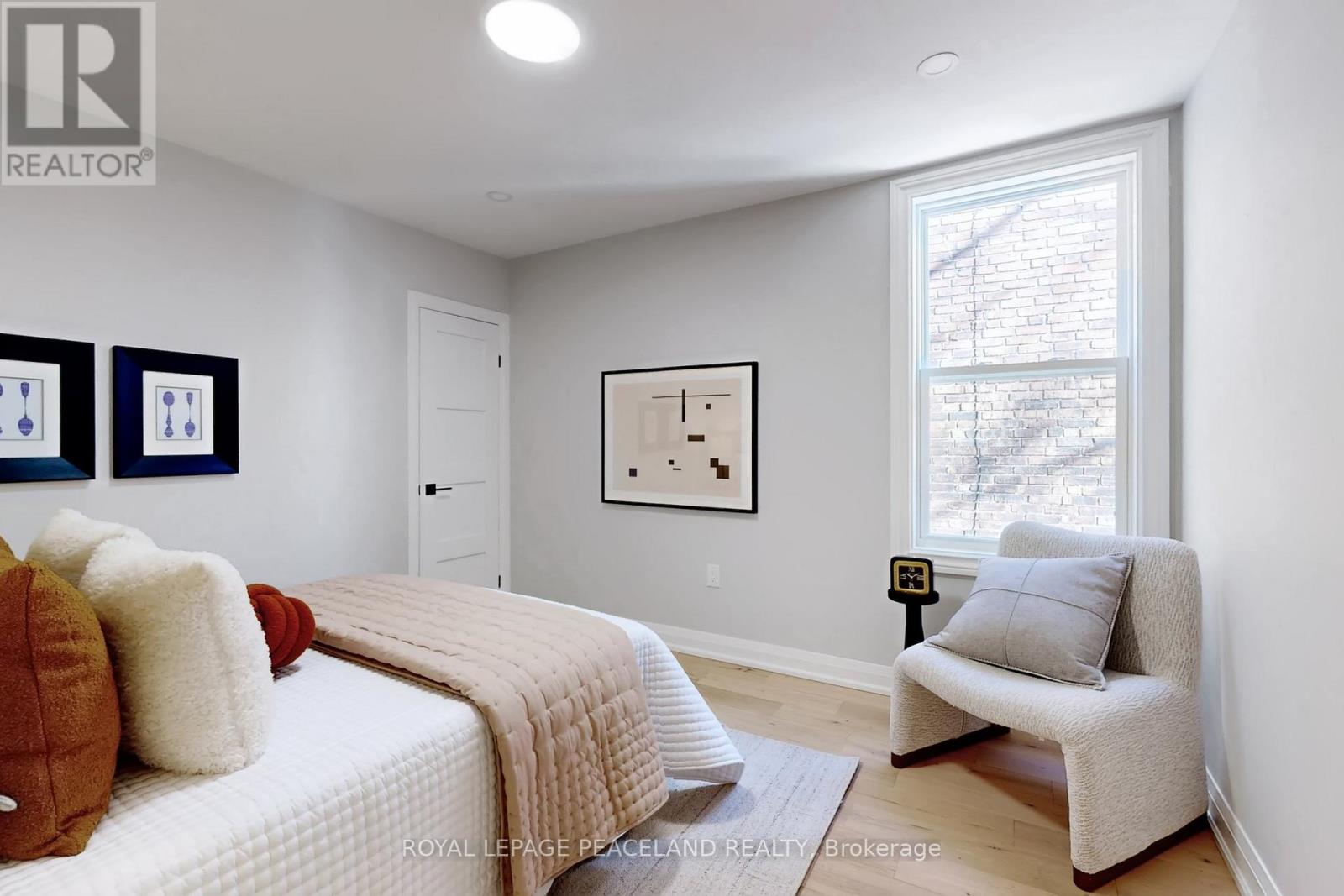 101 Marchmount Road, Toronto, Ontario  M6G 2B2 - Photo 18 - C12738726