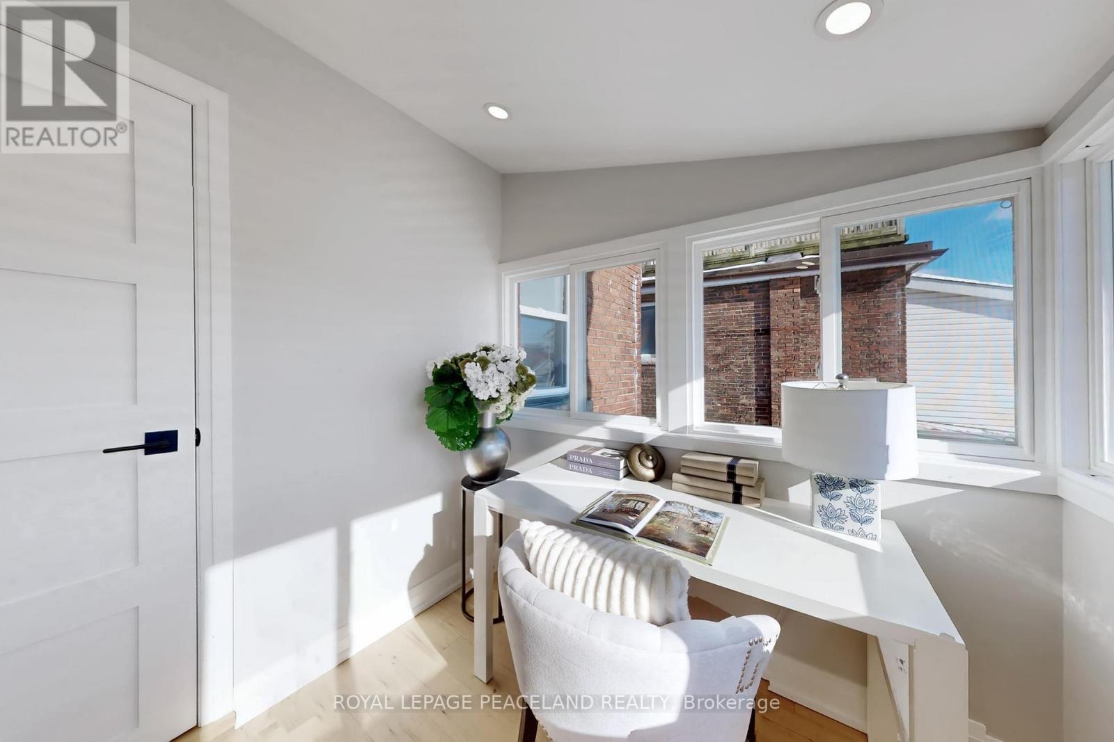 101 Marchmount Road, Toronto, Ontario  M6G 2B2 - Photo 22 - C12738726