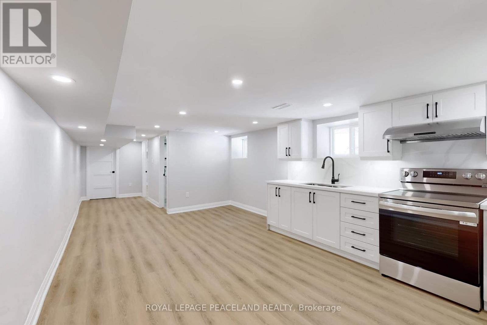 101 Marchmount Road, Toronto, Ontario  M6G 2B2 - Photo 32 - C12738726