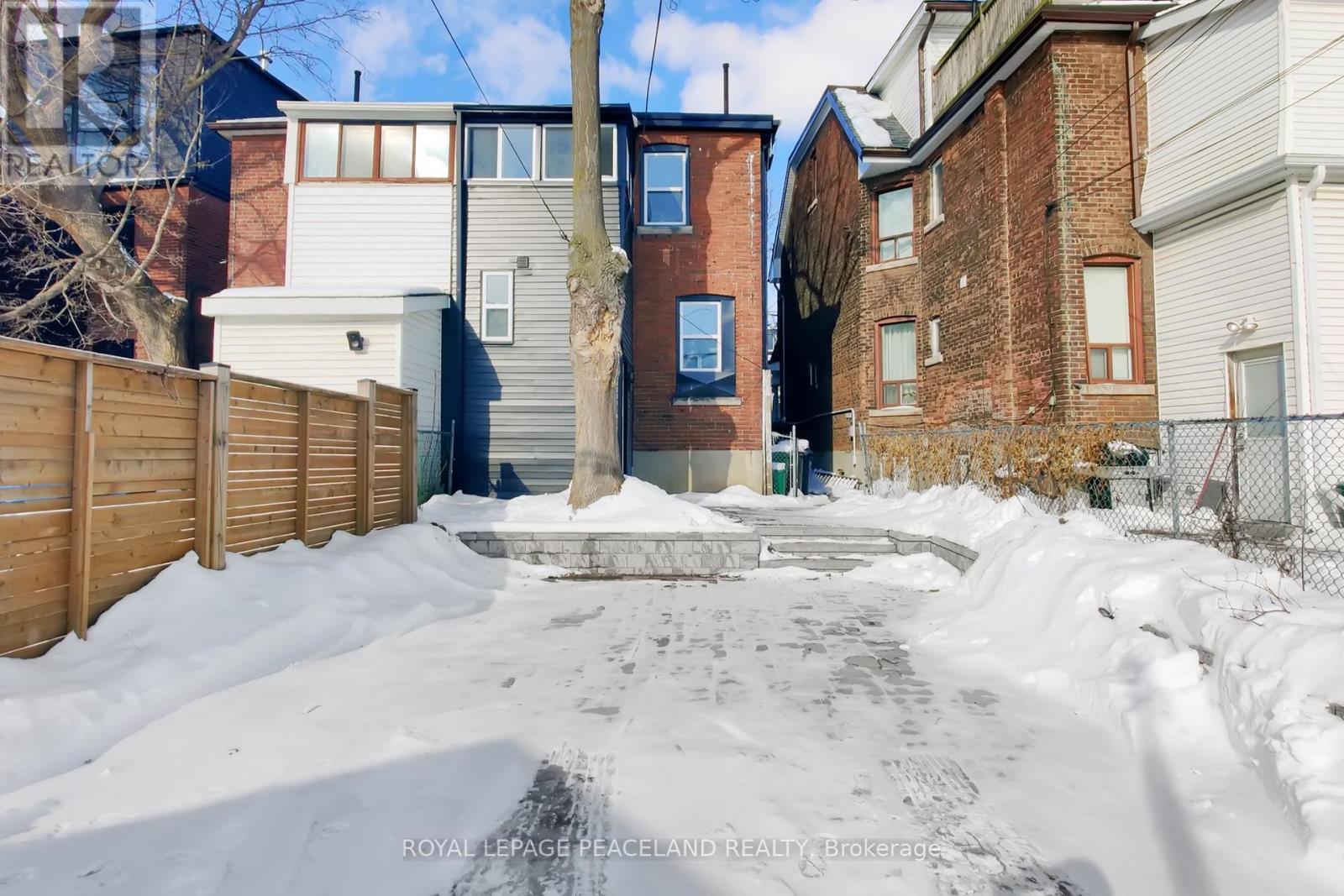 101 Marchmount Road, Toronto, Ontario  M6G 2B2 - Photo 37 - C12738726