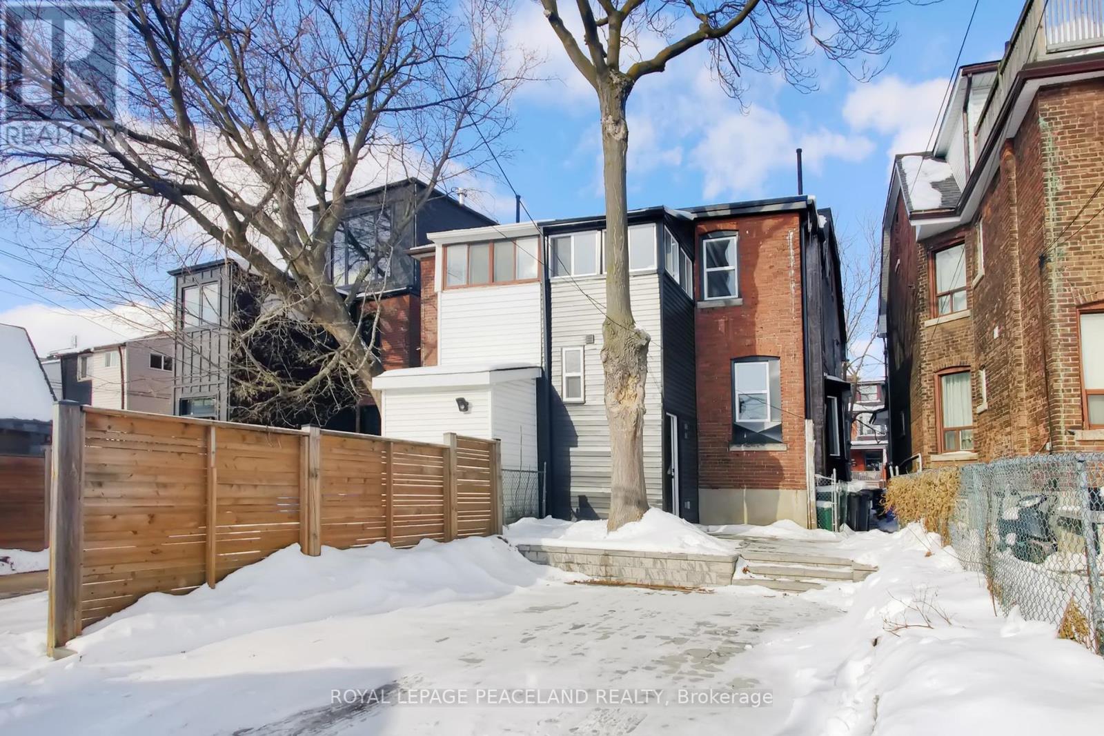 101 Marchmount Road, Toronto, Ontario  M6G 2B2 - Photo 38 - C12738726