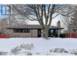 72 TREVERTON DRIVE, Toronto, Ontario