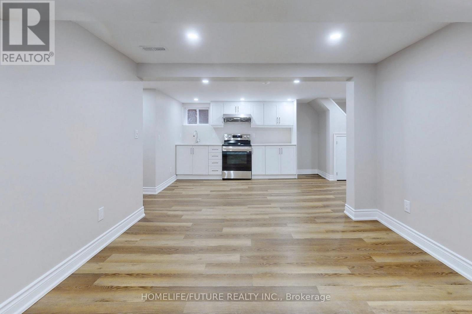 72 Treverton Drive, Toronto, Ontario  M1K 3S7 - Photo 11 - E12738350