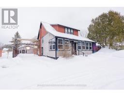 830 MUSKOKA ROAD S, Gravenhurst, Ontario