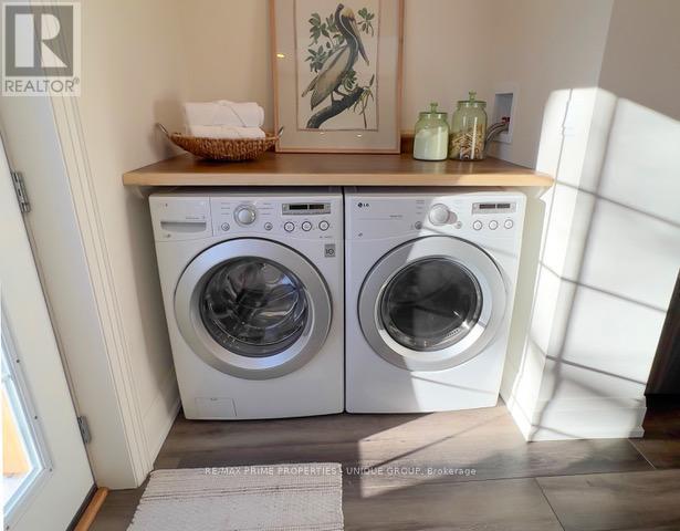 633 Milverton Boulevard, Toronto, Ontario  M4C 1X8 - Photo 12 - E12738626