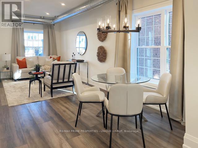 633 Milverton Boulevard, Toronto, Ontario  M4C 1X8 - Photo 9 - E12738626