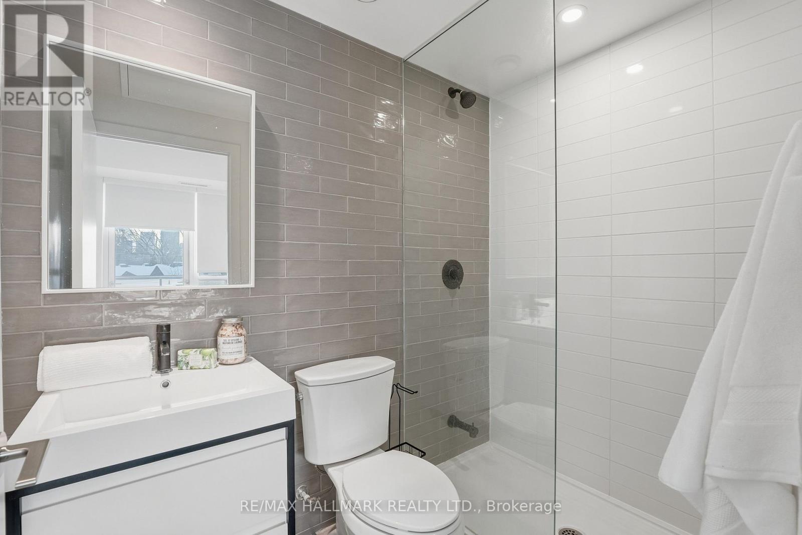 327 - 150 Logan Avenue, Toronto, Ontario  M4M 0E4 - Photo 14 - E12738666