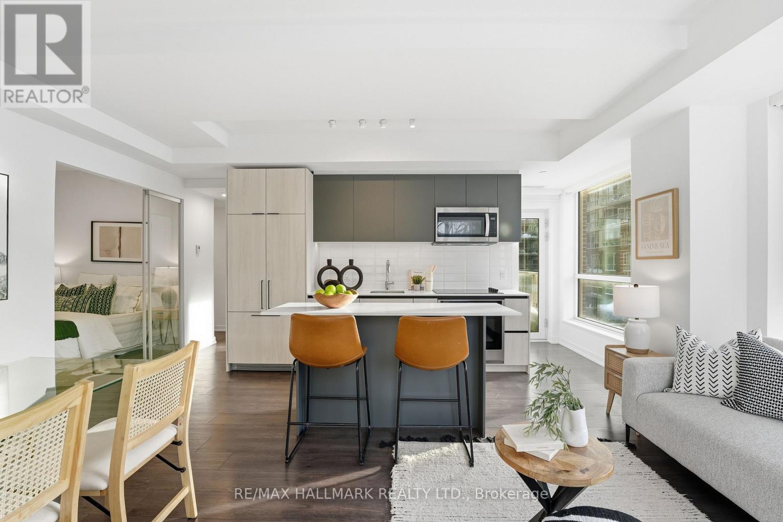 327 - 150 Logan Avenue, Toronto, Ontario  M4M 0E4 - Photo 3 - E12738666