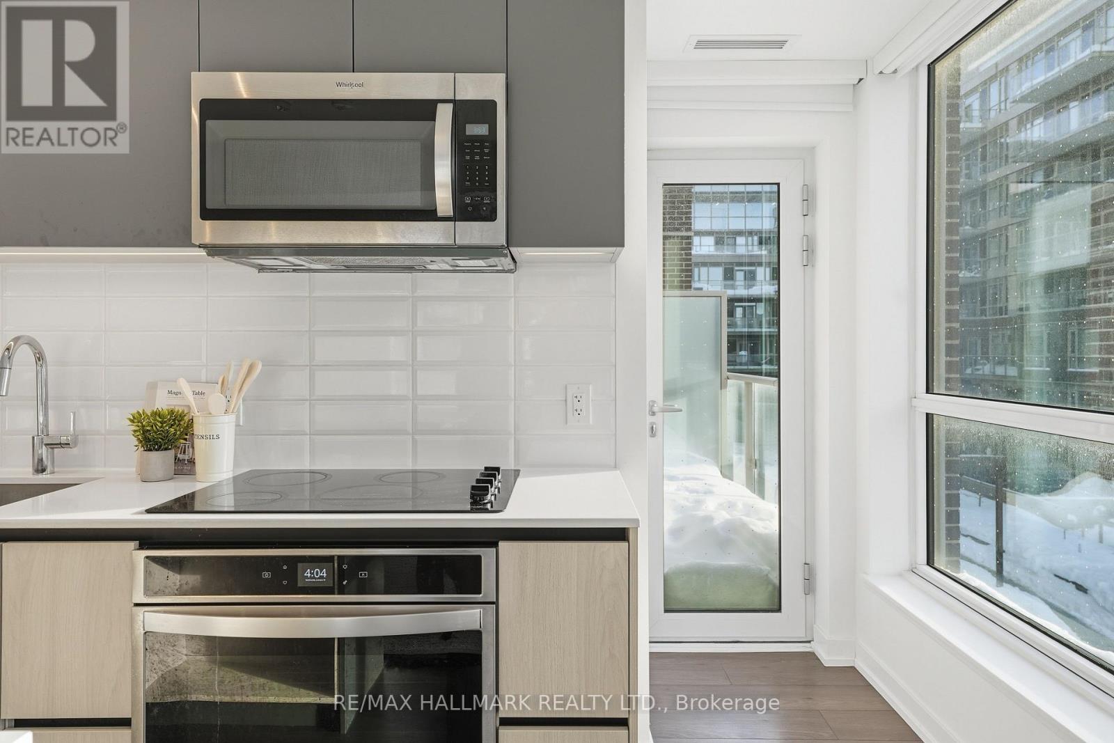 327 - 150 Logan Avenue, Toronto, Ontario  M4M 0E4 - Photo 8 - E12738666