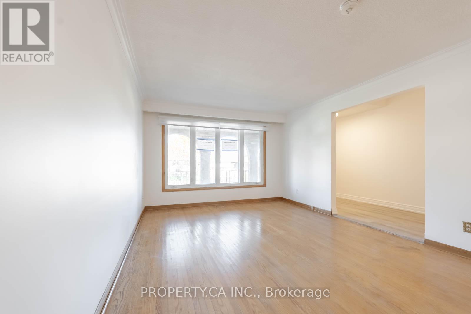 Main - 15 Riant Street, Toronto, Ontario  M1M 3S8 - Photo 5 - E12738732