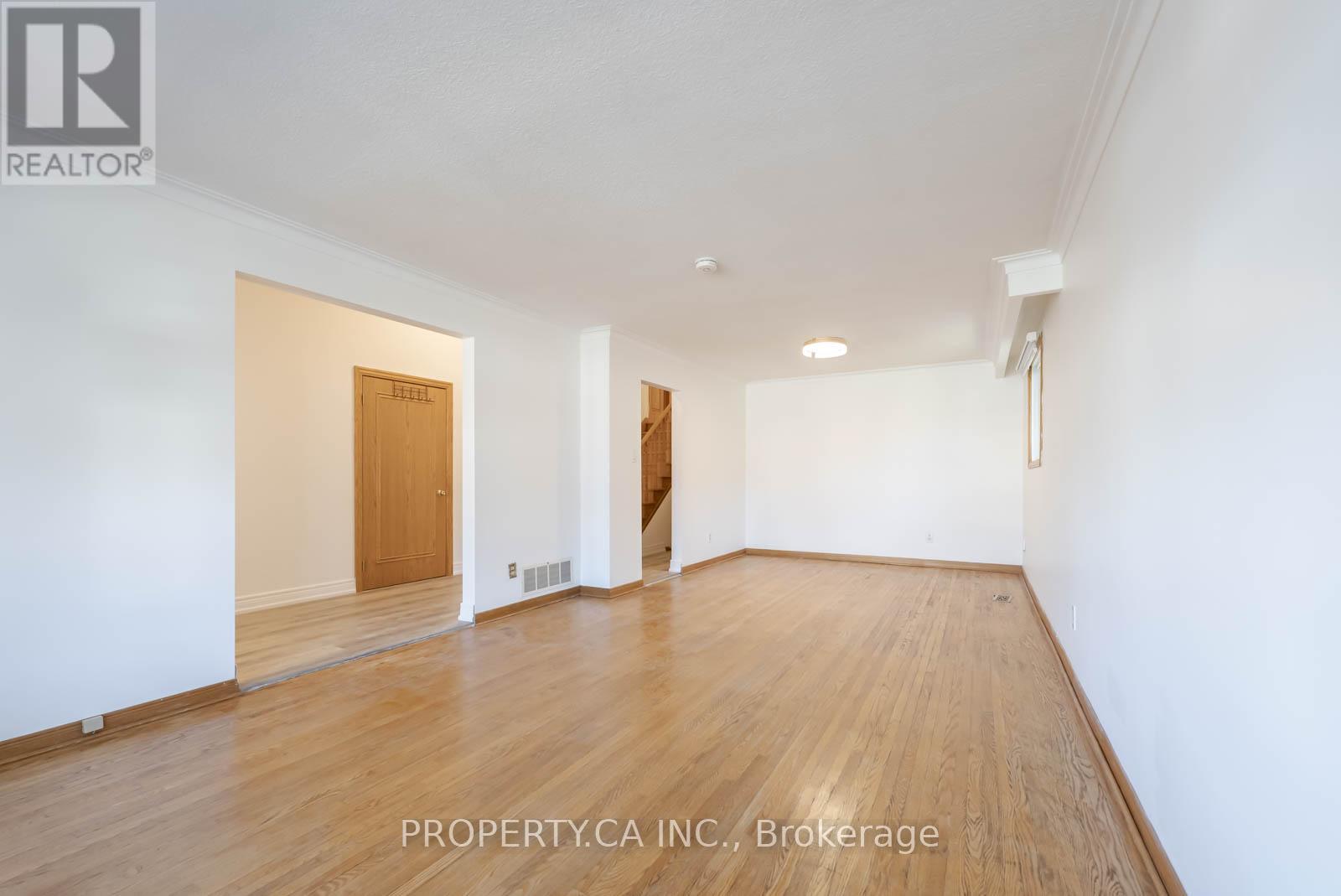 Main - 15 Riant Street, Toronto, Ontario  M1M 3S8 - Photo 8 - E12738732