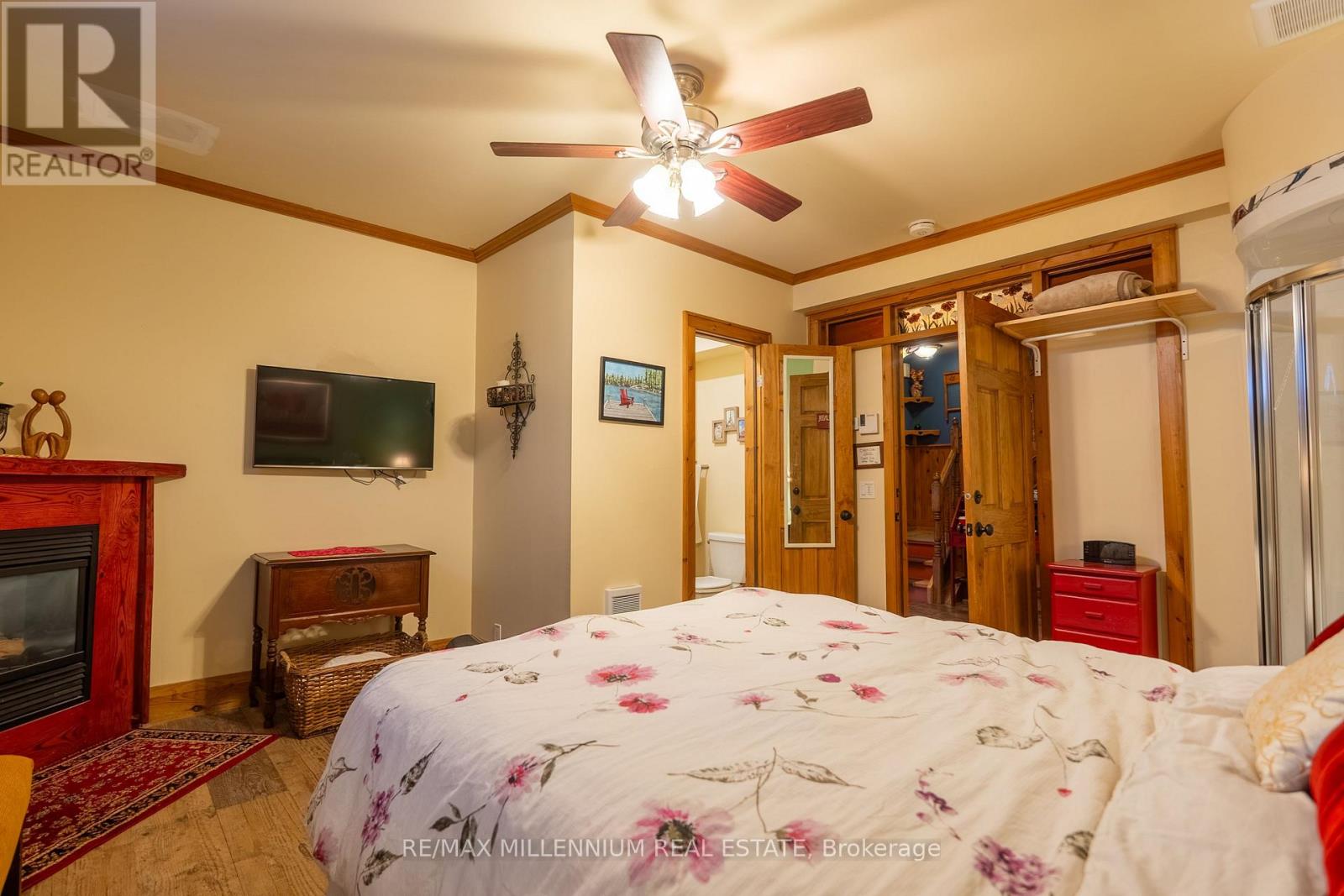 830 Muskoka Road S, Gravenhurst, Ontario  P1P 1K3 - Photo 5 - X12734918