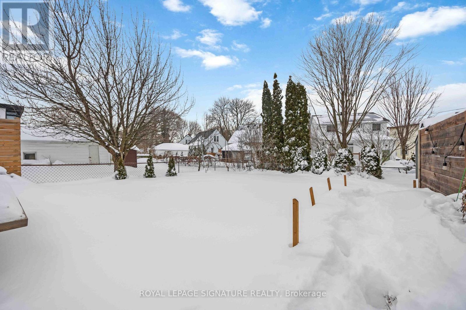 76 Squires Avenue, Toronto, Ontario  M4B 2R5 - Photo 37 - E12738800