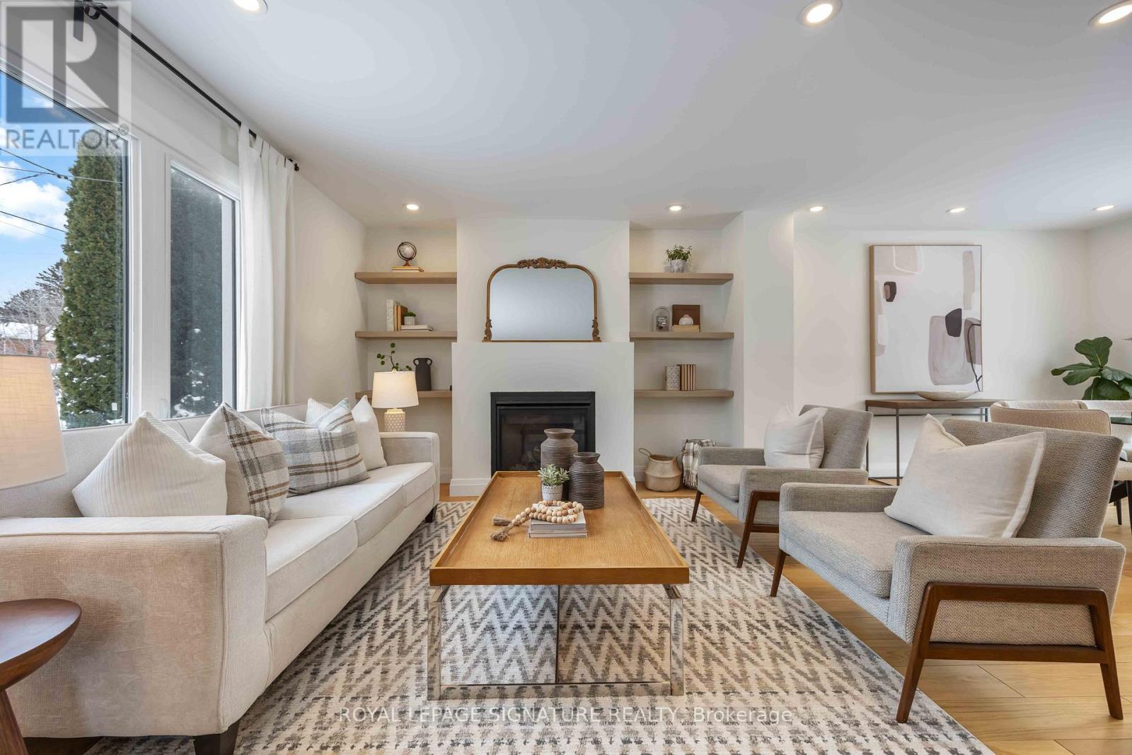 76 Squires Avenue, Toronto, Ontario  M4B 2R5 - Photo 4 - E12738800