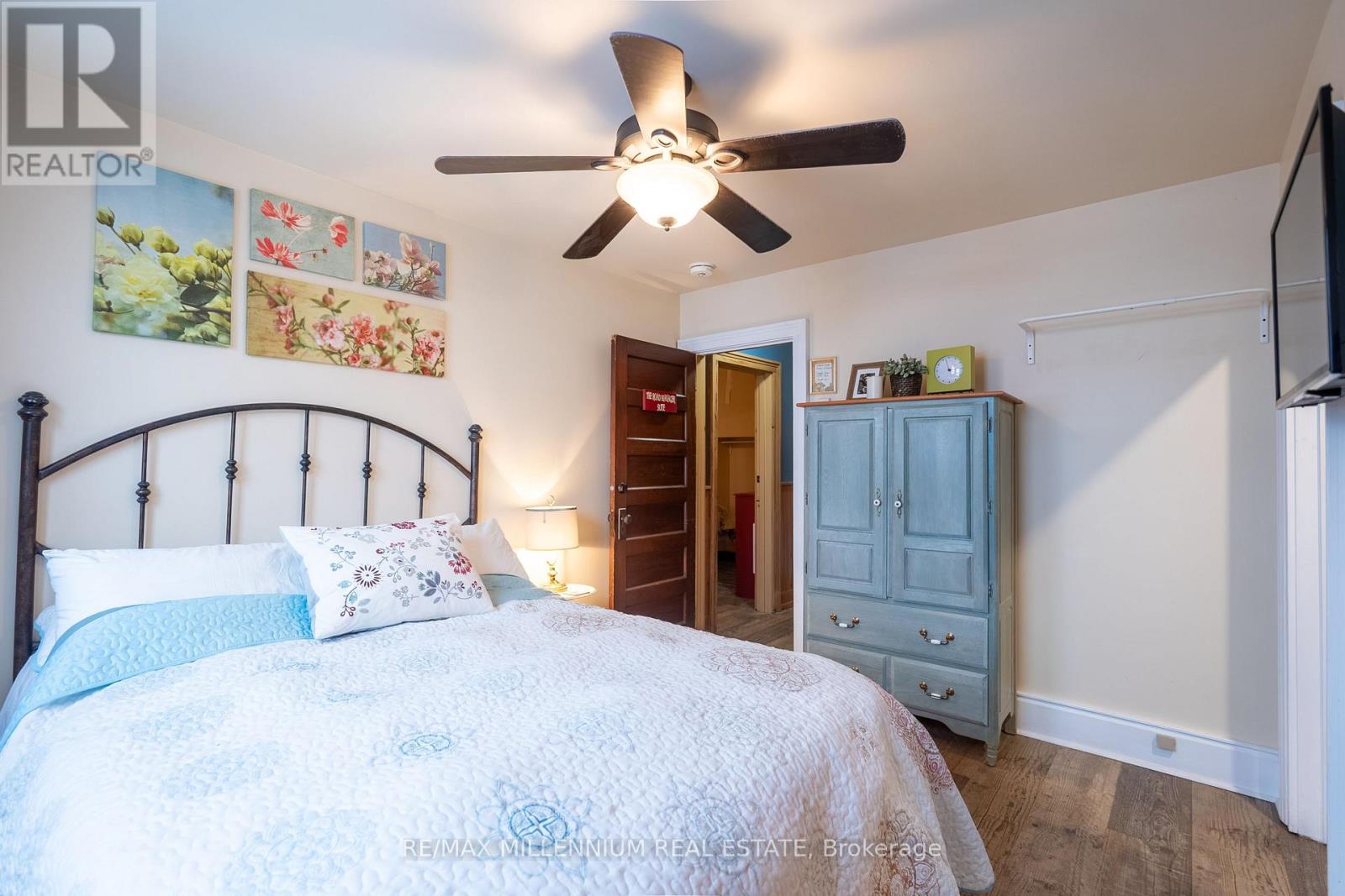 830 Muskoka Road S, Gravenhurst, Ontario  P1P 1K3 - Photo 9 - X12734918