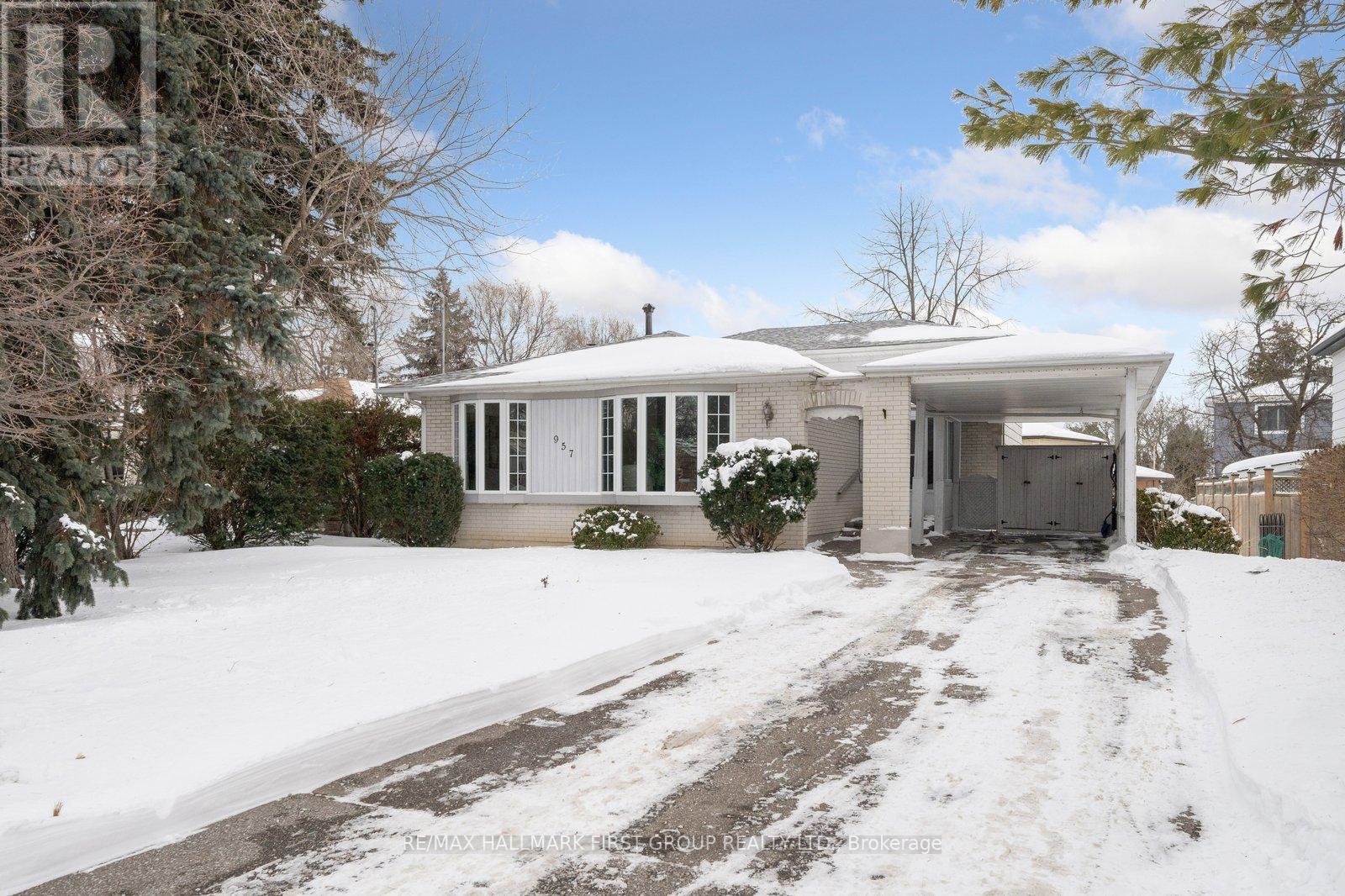 957 TIMMINS GARDENS, Pickering, Ontario