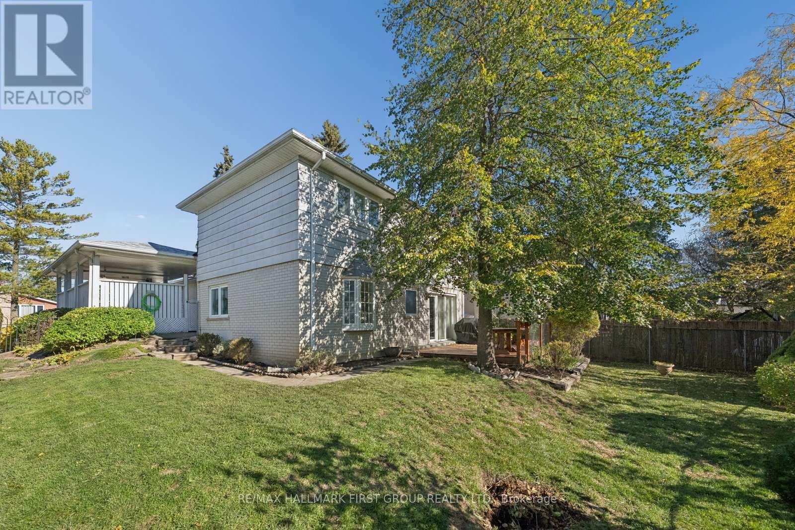 957 Timmins Gardens, Pickering, Ontario  L1W 2L3 - Photo 37 - E12738842