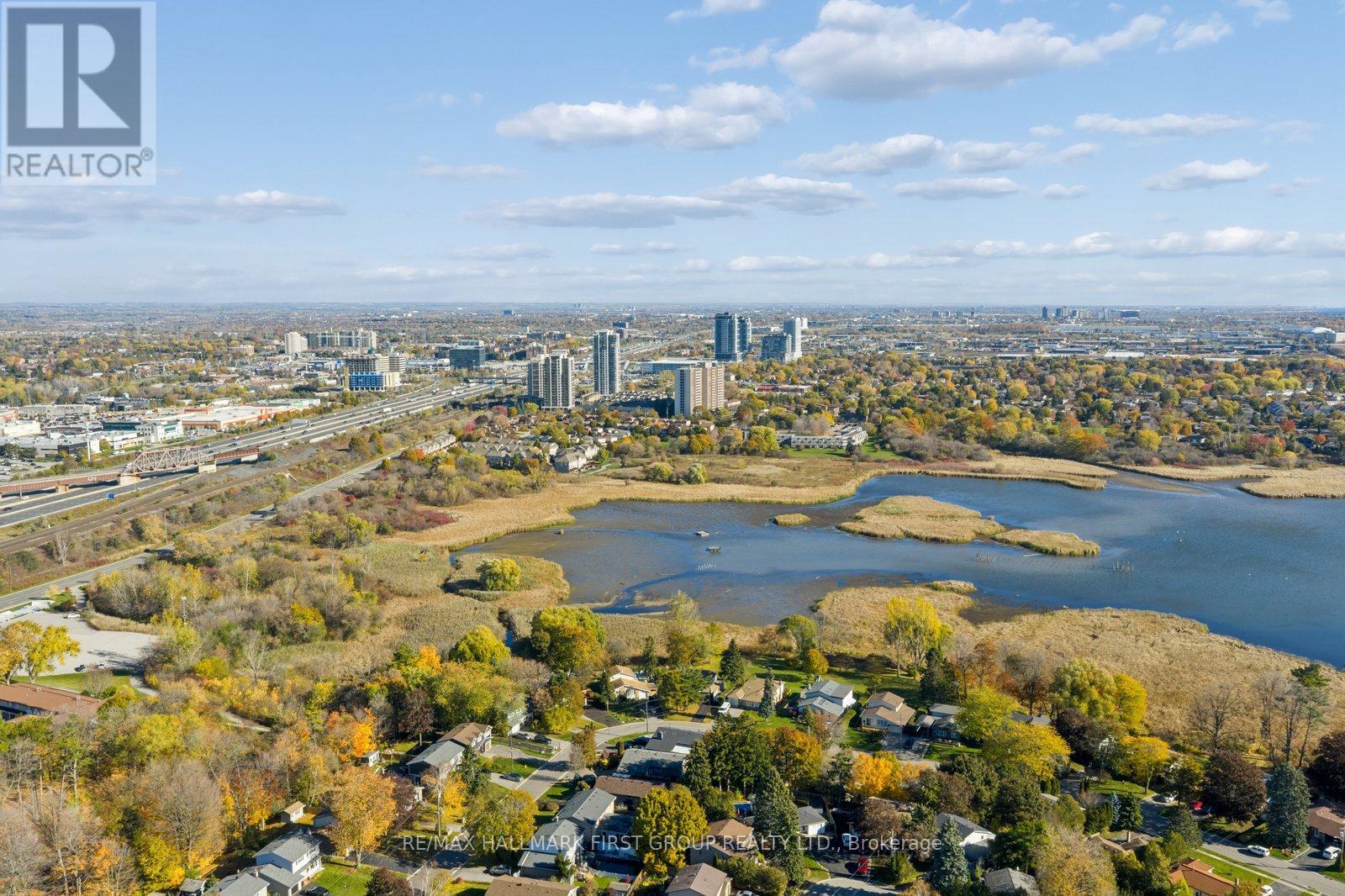 957 Timmins Gardens, Pickering, Ontario  L1W 2L3 - Photo 45 - E12738842