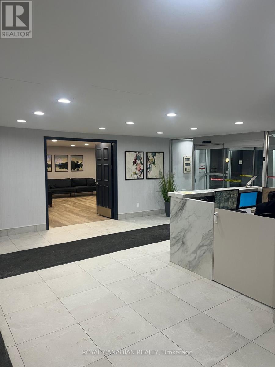 307 - 2550 Pharmacy Avenue, Toronto, Ontario  M1W 1H9 - Photo 2 - E12738856