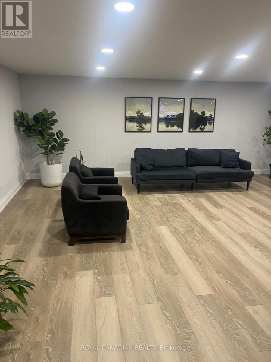 307 - 2550 Pharmacy Avenue, Toronto, Ontario  M1W 1H9 - Photo 5 - E12738856