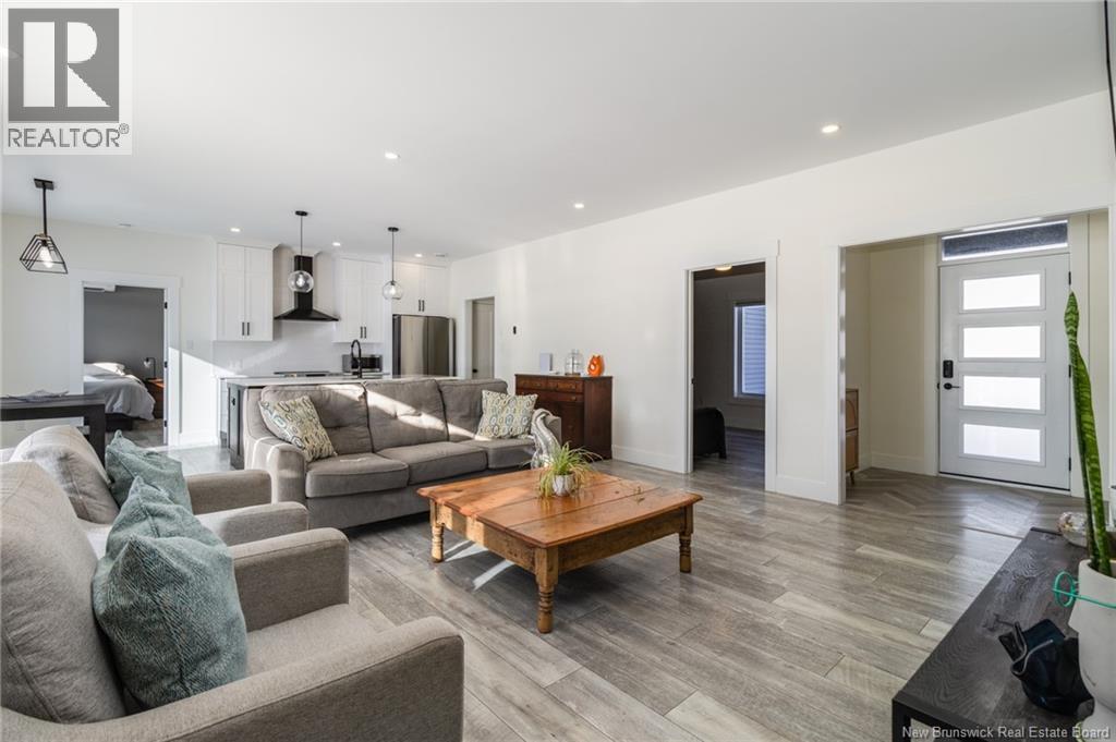 723 Route 105, Nackawic, New Brunswick  E6G 1V4 - Photo 8 - NB132838