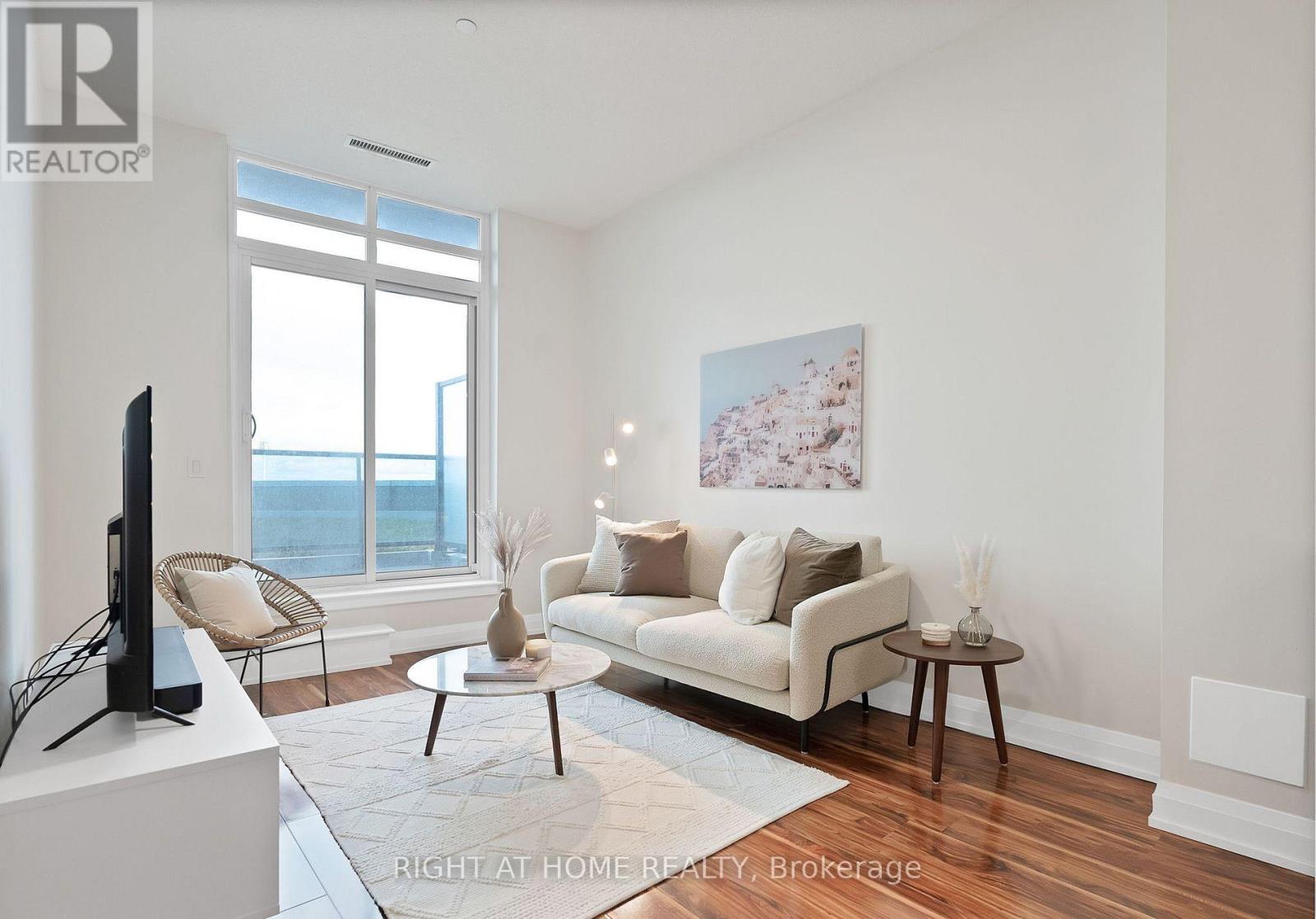 303 - 7171 Yonge Street, Markham, Ontario  L3T 0C5 - Photo 2 - N12738640