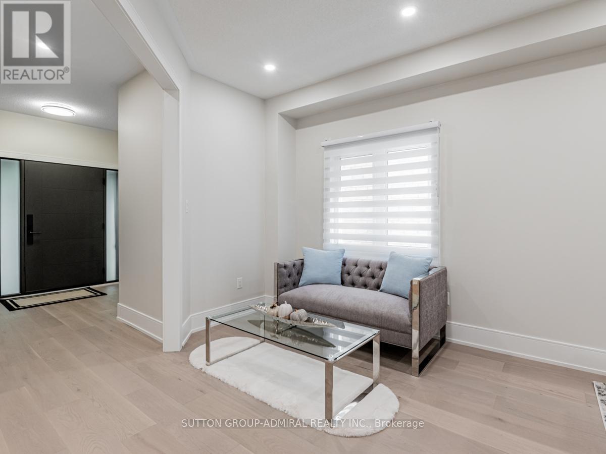 109 Barli Crescent, Vaughan, Ontario  L6A 4S2 - Photo 3 - N12738644