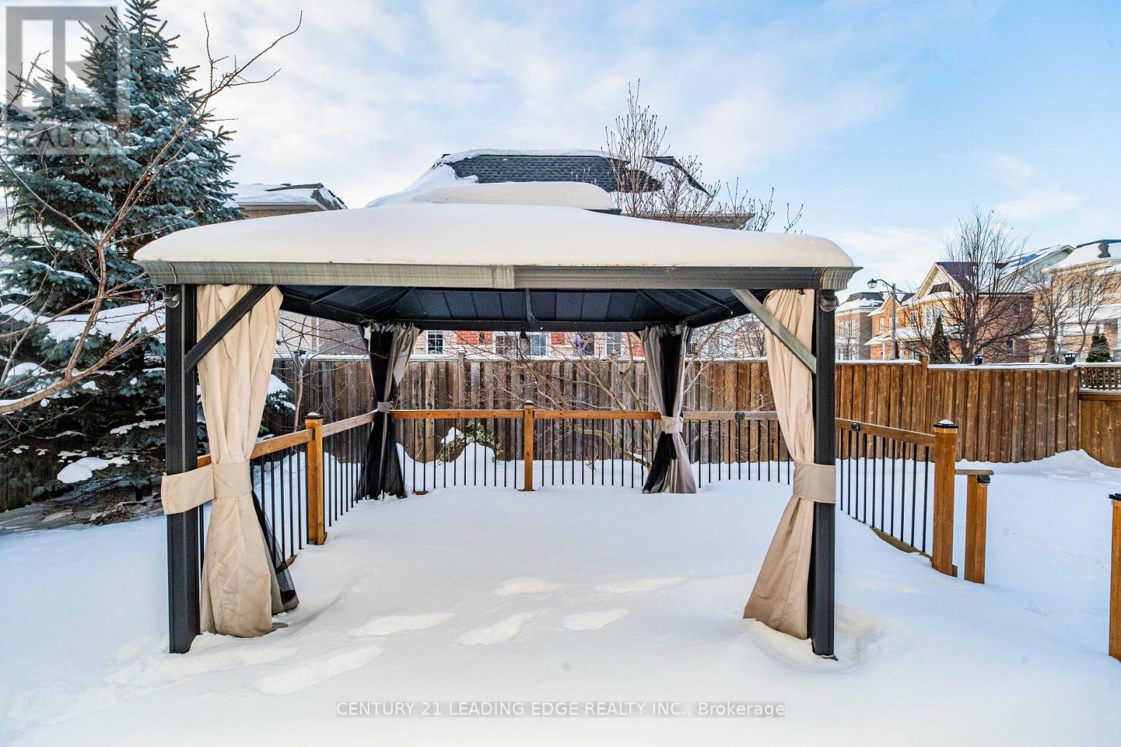 49 Stonechurch Crescent, Markham, Ontario  L6B 0J2 - Photo 43 - N12738654