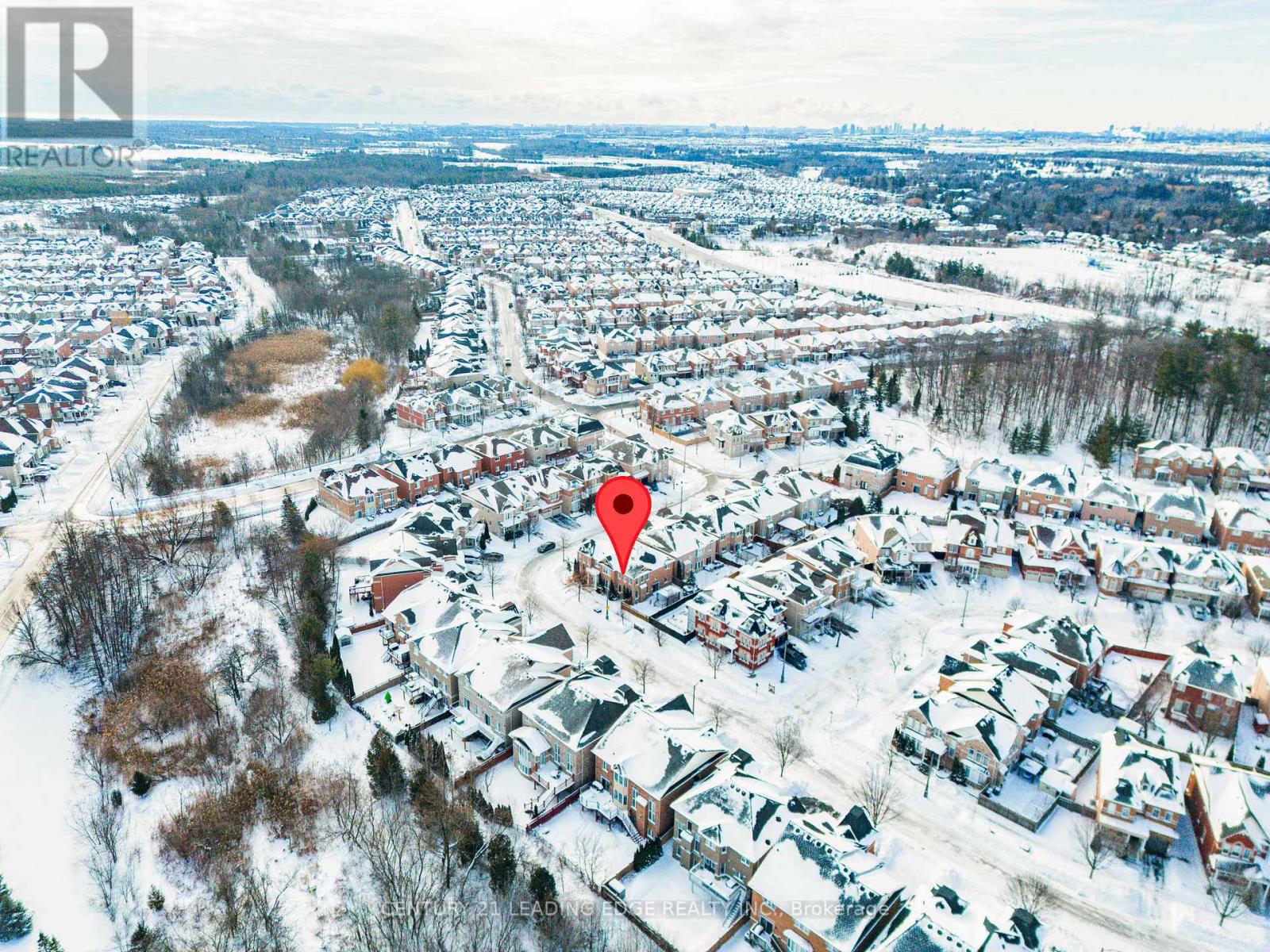 49 Stonechurch Crescent, Markham, Ontario  L6B 0J2 - Photo 8 - N12738654