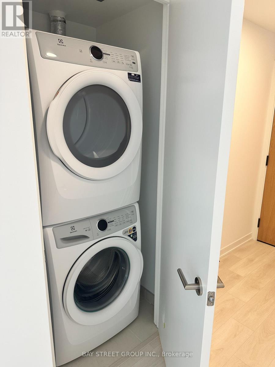 2111 - 7950 Bathurst Street, Vaughan, Ontario  L4J 0L4 - Photo 4 - N12738770