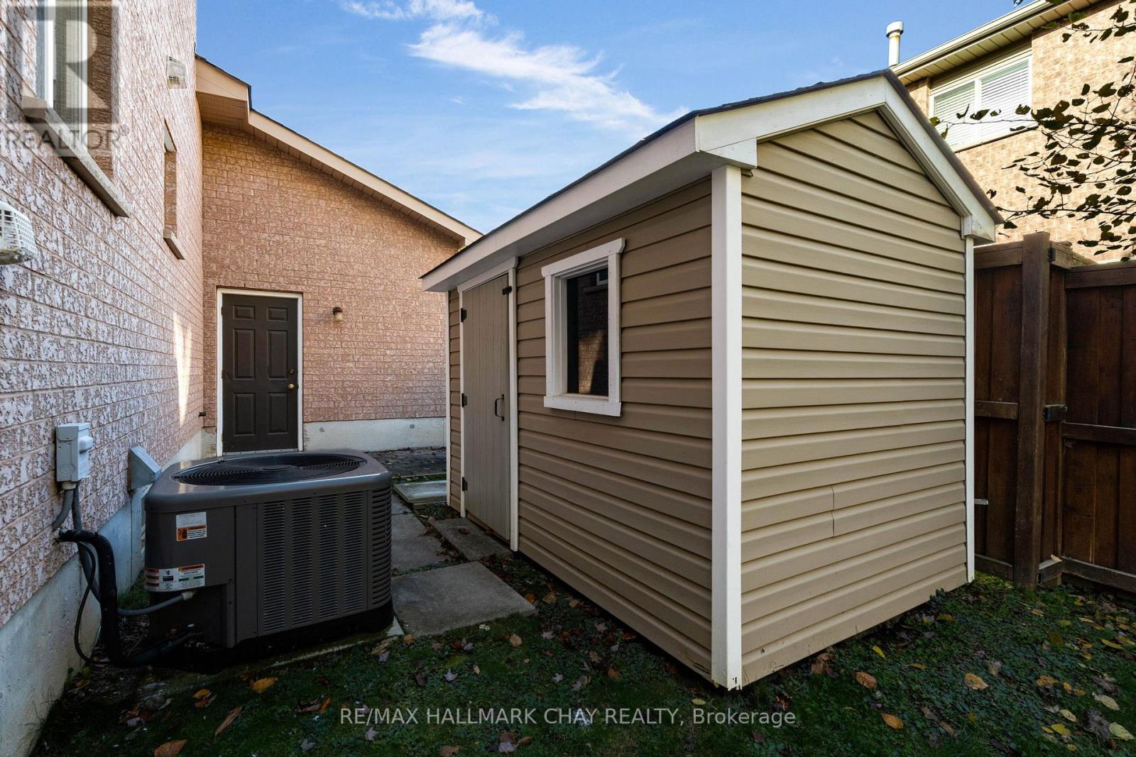 29 Benson Drive, Barrie (Sandy Hollow), Ontario  L4N 7Y1 - Photo 37 - S12738658