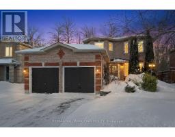 29 BENSON DRIVE, Barrie, Ontario