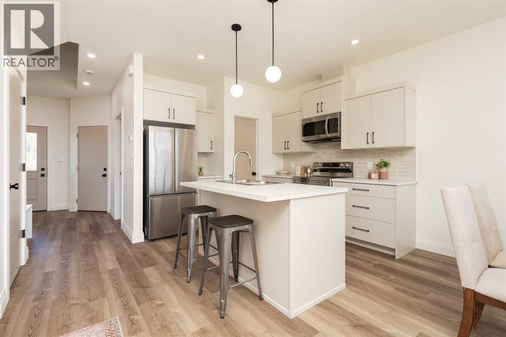 304 S 50 W, Raymond, Alberta  T0K 2S0 - Photo 6 - A2267373