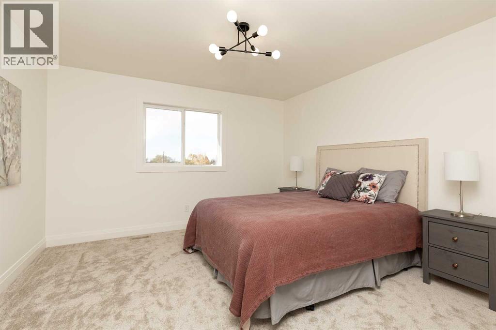 304 S 50 W, Raymond, Alberta  T0K 2S0 - Photo 18 - A2267373