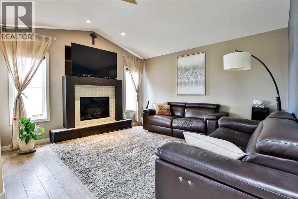 93 Riverine Lane W, Lethbridge, Alberta  T1H 5V6 - Photo 10 - A2270407