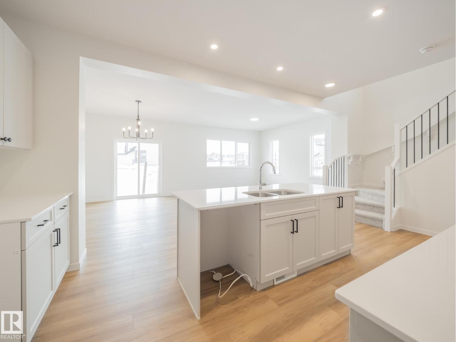 8724 224 St Nw, Edmonton, Alberta  T5T 7Y5 - Photo 12 - E4471419