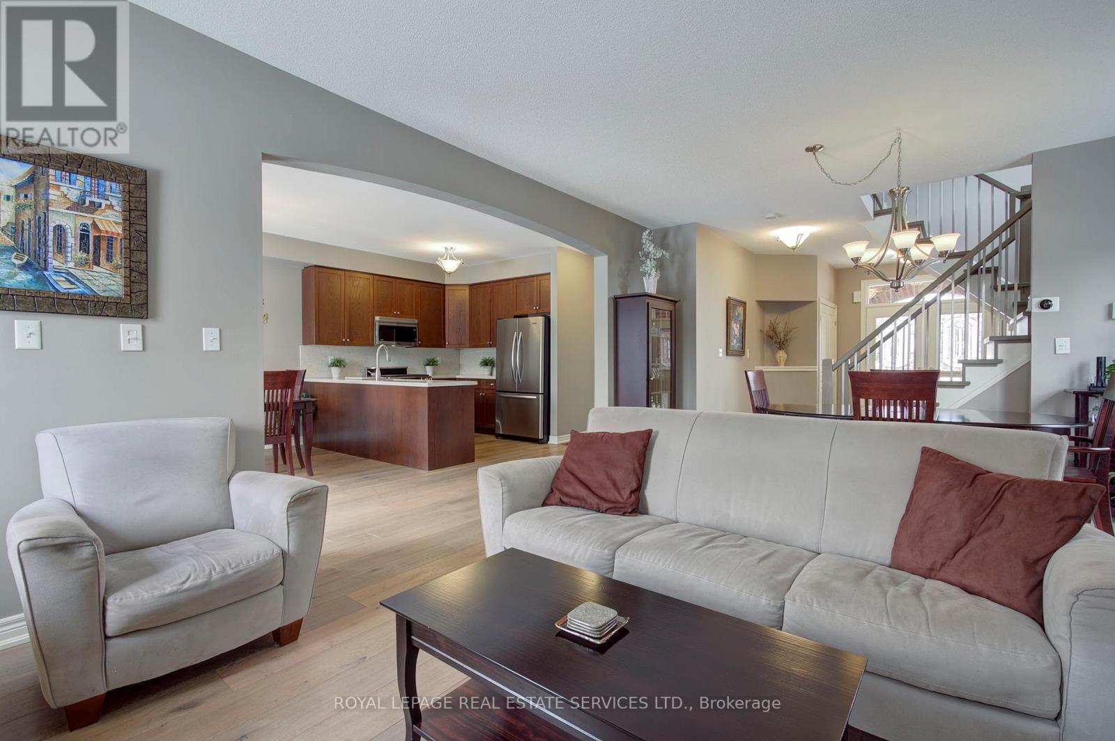 2275 Littondale Lane, Oakville, Ontario  L6M 0A6 - Photo 11 - W12738652