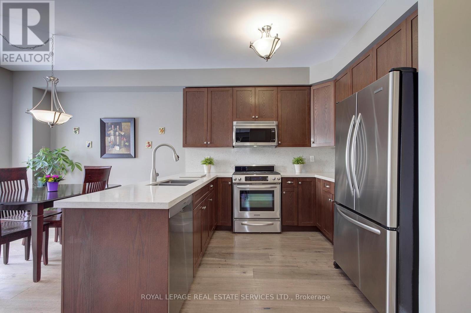 2275 Littondale Lane, Oakville, Ontario  L6M 0A6 - Photo 15 - W12738652