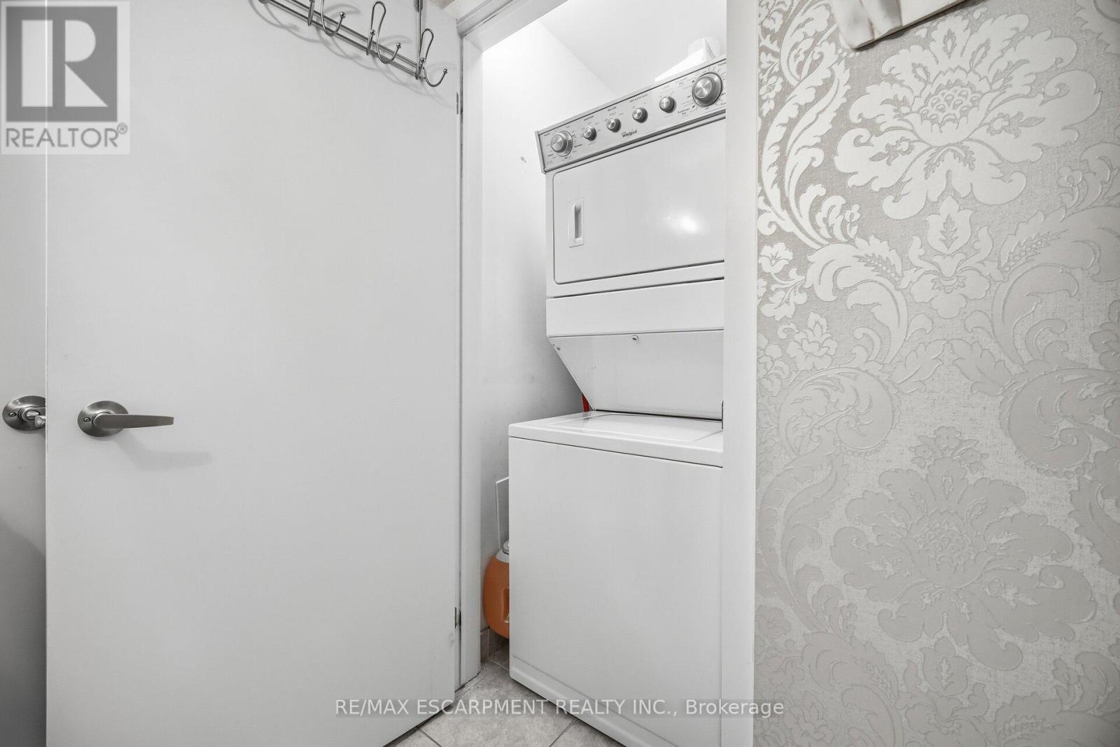 Ph #811 - 2486 Old Bronte Road, Oakville, Ontario  L6M 0Y4 - Photo 17 - W12738668