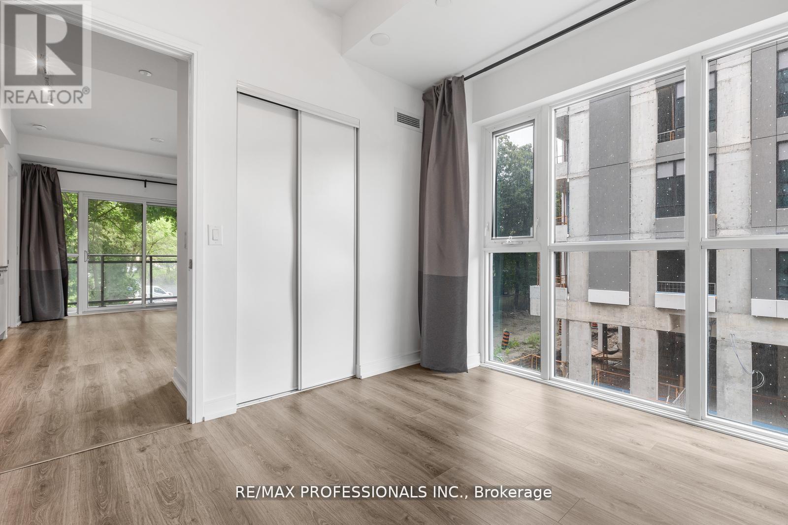 213 - 25 Neighbourhood Lane, Toronto, Ontario  M9Y 0C4 - Photo 13 - W12738670