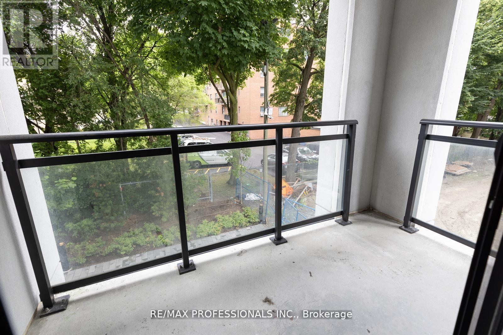 213 - 25 Neighbourhood Lane, Toronto, Ontario  M9Y 0C4 - Photo 18 - W12738670