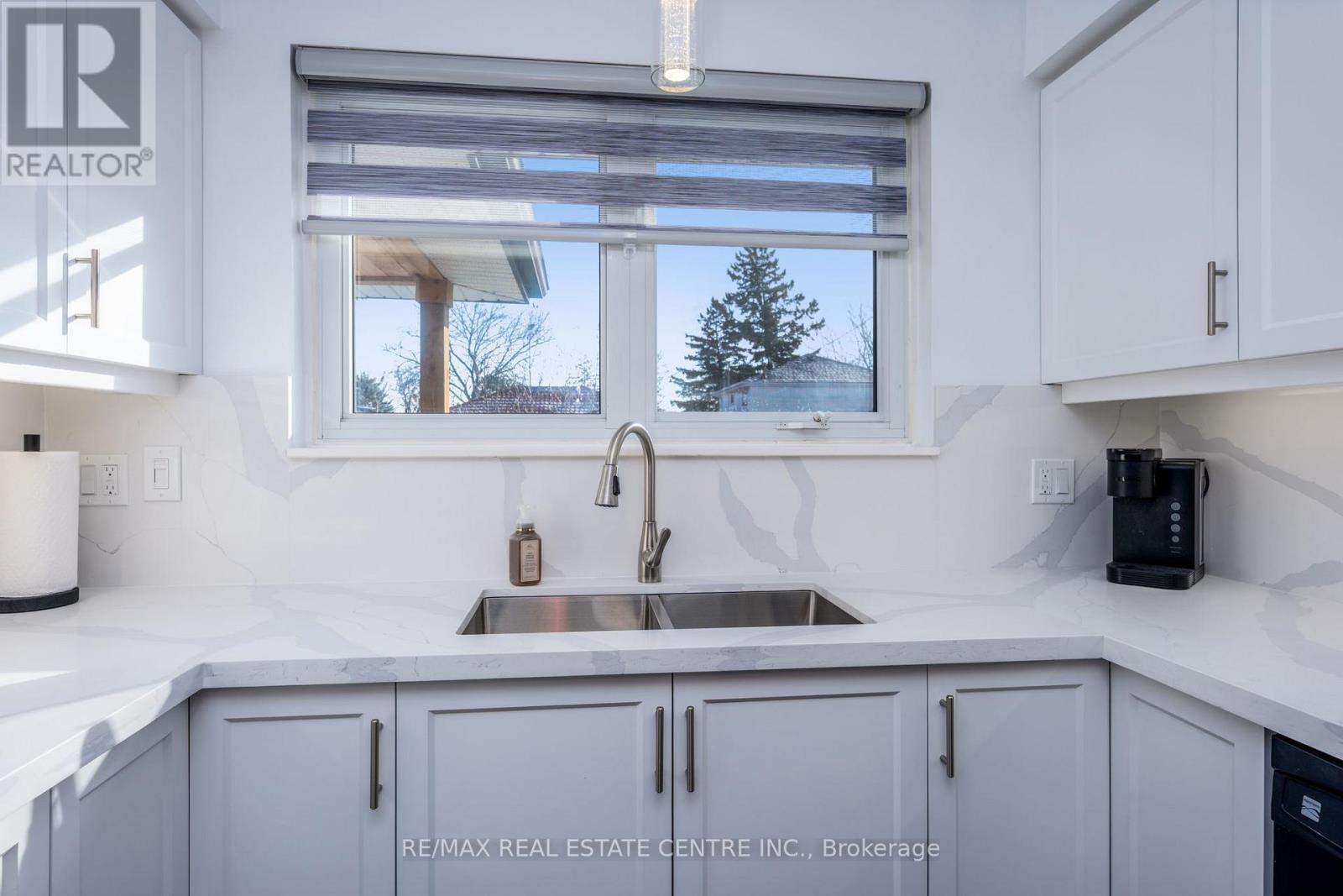 3 Dunn Place, Brampton, Ontario  L6T 1S2 - Photo 16 - W12738698