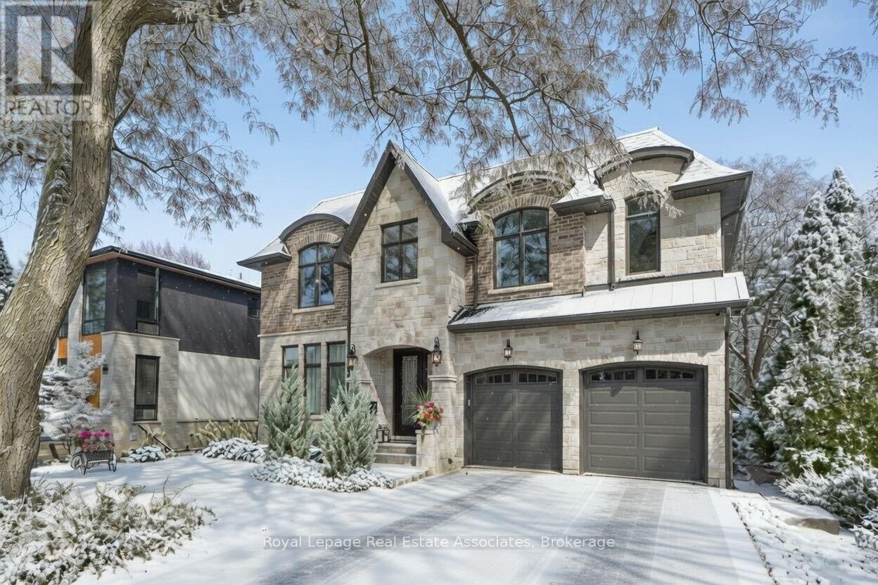 1285 MINEOLA GARDENS, Mississauga, Ontario