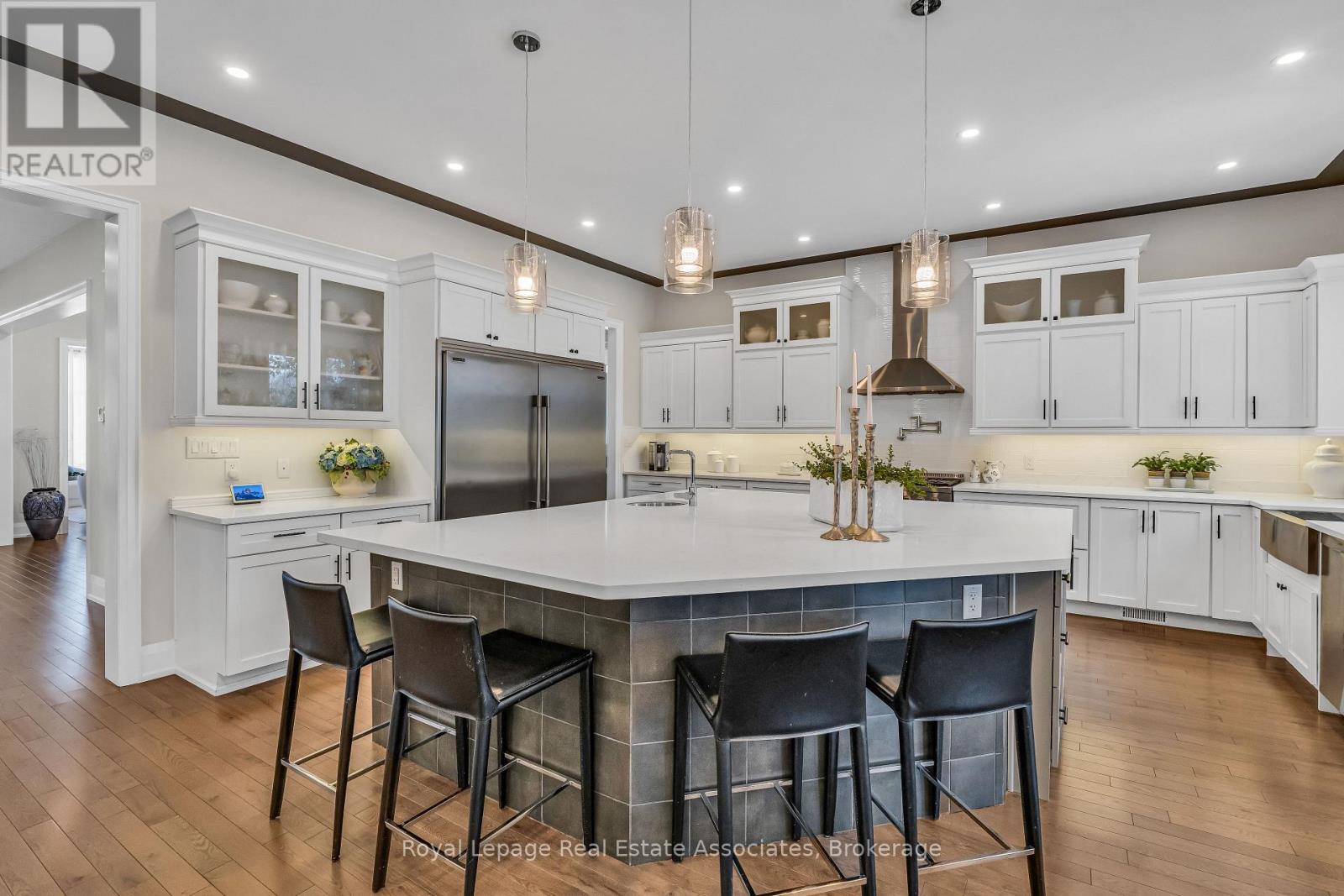 1285 Mineola Gardens, Mississauga, Ontario  L5G 3Y5 - Photo 10 - W12738704