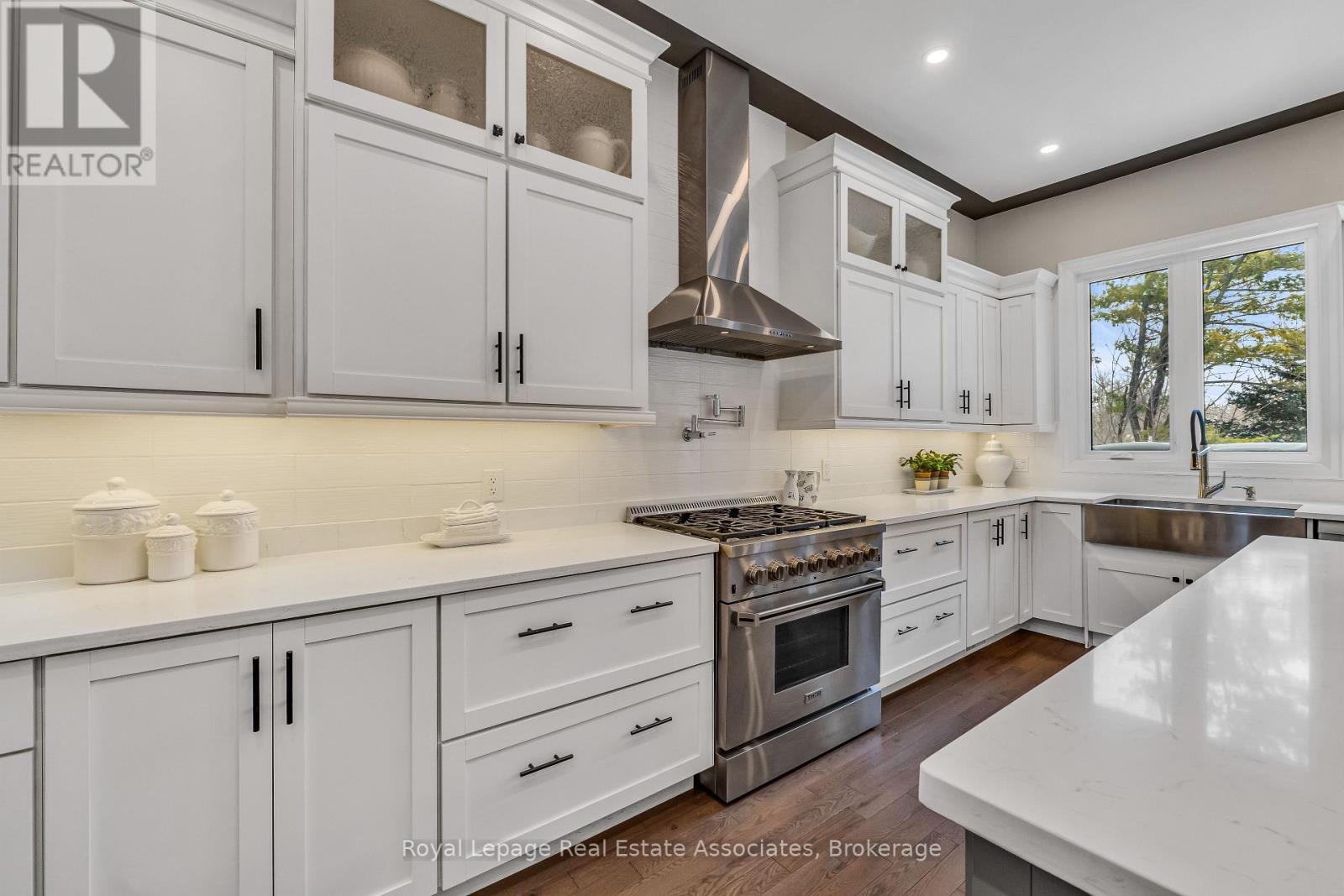 1285 Mineola Gardens, Mississauga, Ontario  L5G 3Y5 - Photo 13 - W12738704