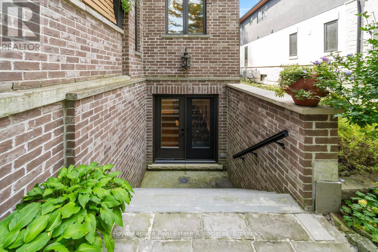 1285 Mineola Gardens, Mississauga, Ontario  L5G 3Y5 - Photo 45 - W12738704