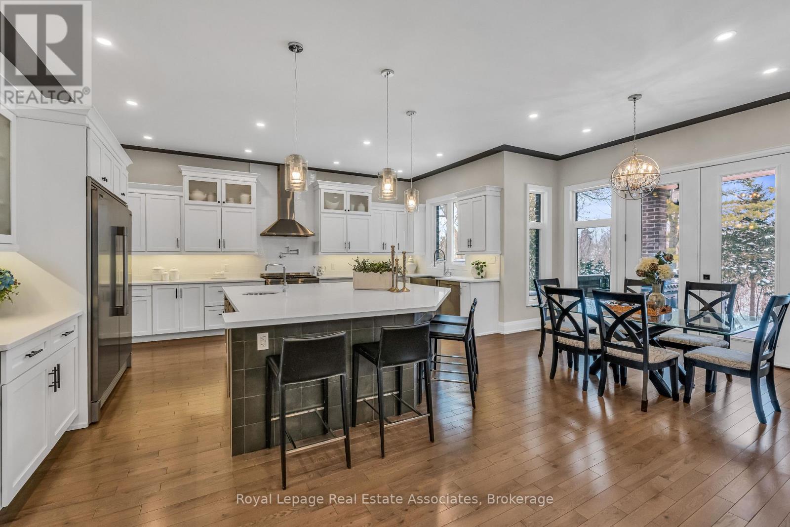 1285 Mineola Gardens, Mississauga, Ontario  L5G 3Y5 - Photo 9 - W12738704