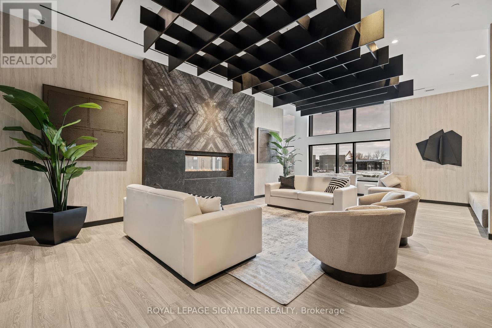 315 - 8020 Derry Road E, Milton, Ontario  L9T 9N7 - Photo 3 - W12738712