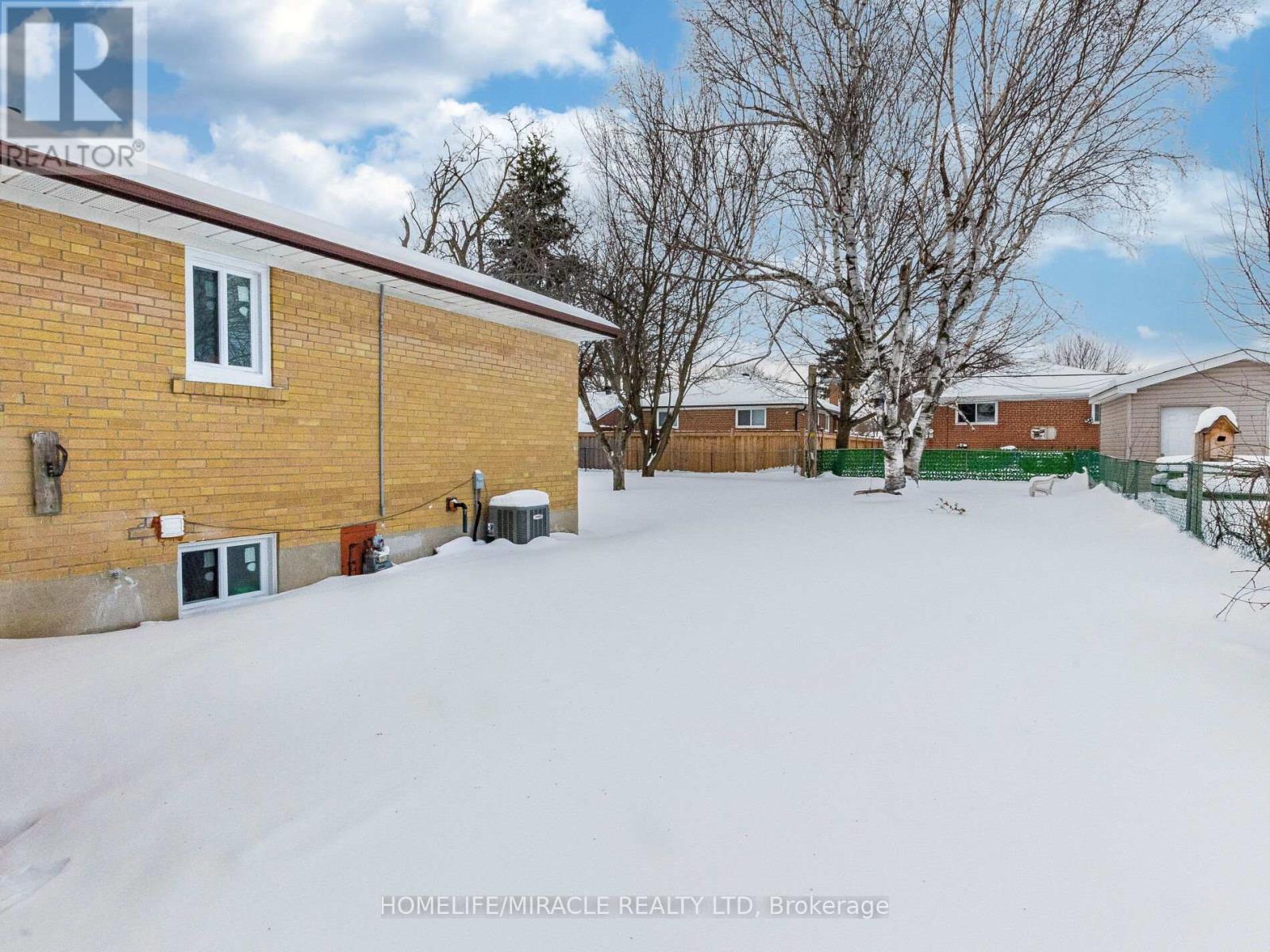 36 Mclaughlin Road N, Brampton (Northwood Park), Ontario  L6X 1Y5 - Photo 49 - W12738714