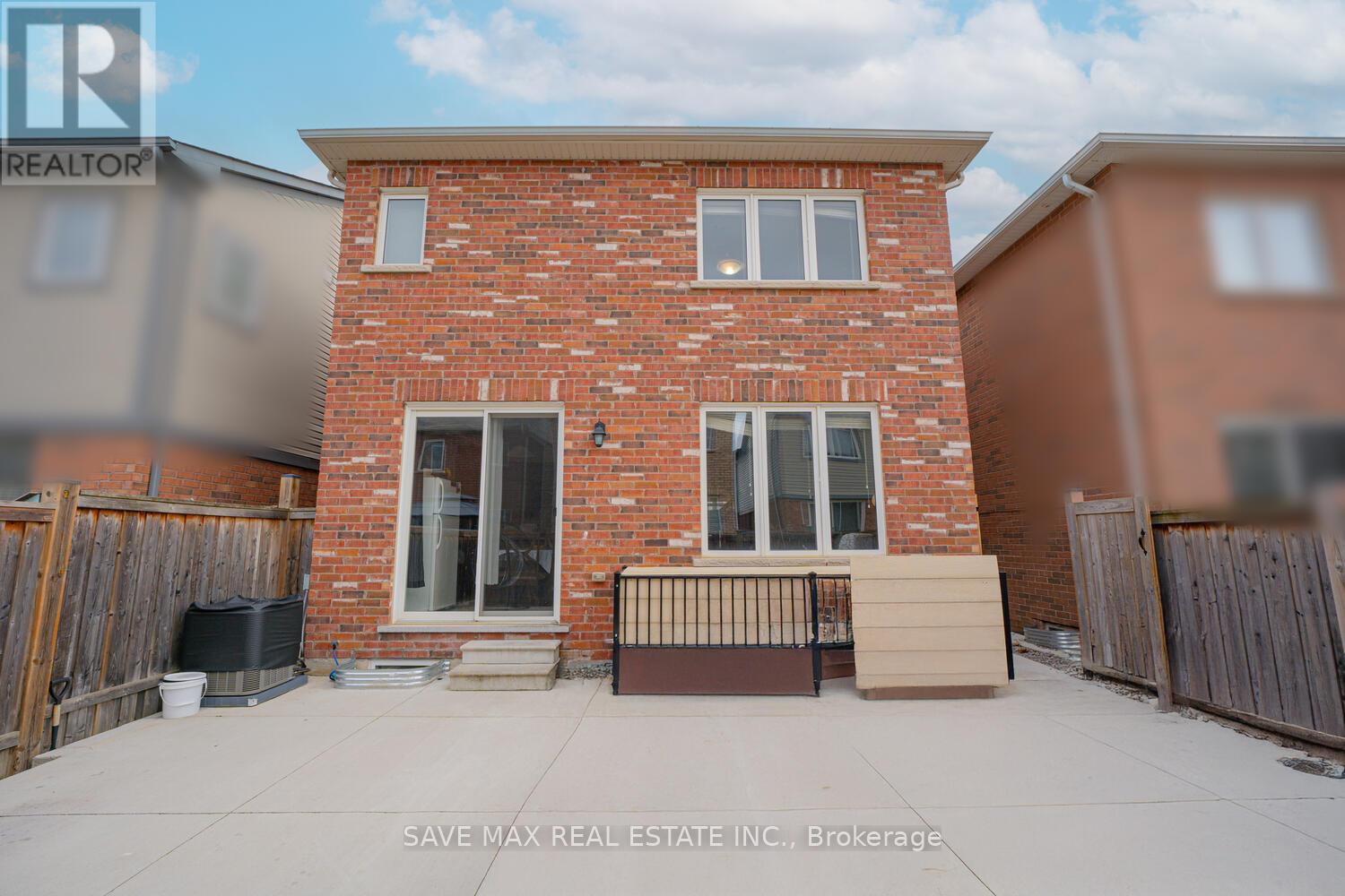 Upper - 131 Vanhorne Close, Brampton, Ontario  L7A 4E9 - Photo 32 - W12738756